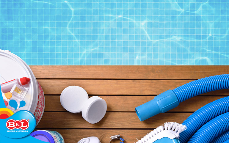 Como escolher os melhores produtos para tratamento e manutenção de piscinas