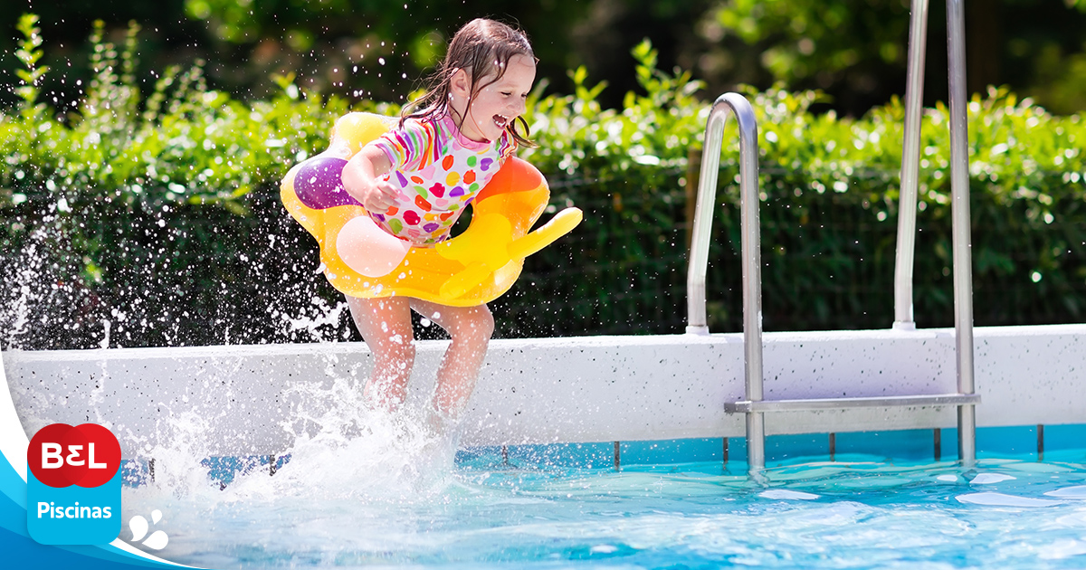 Como nadar na piscina e garantir a segurança de toda a família