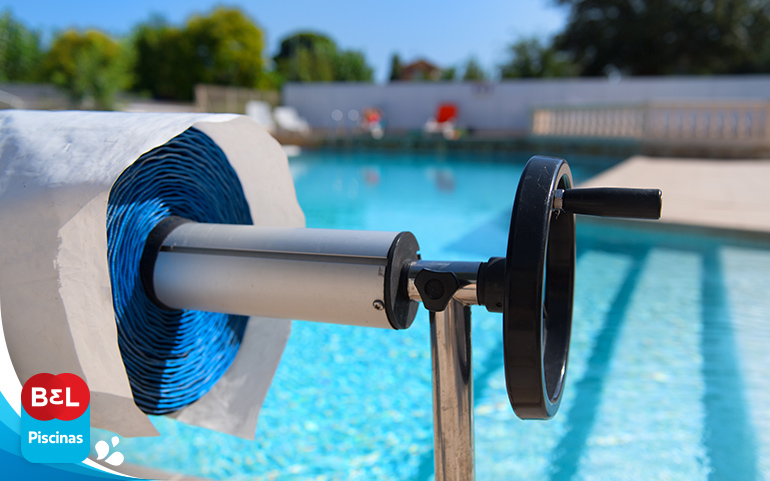Saiba como manter a piscina limpa durante as férias de fim de ano